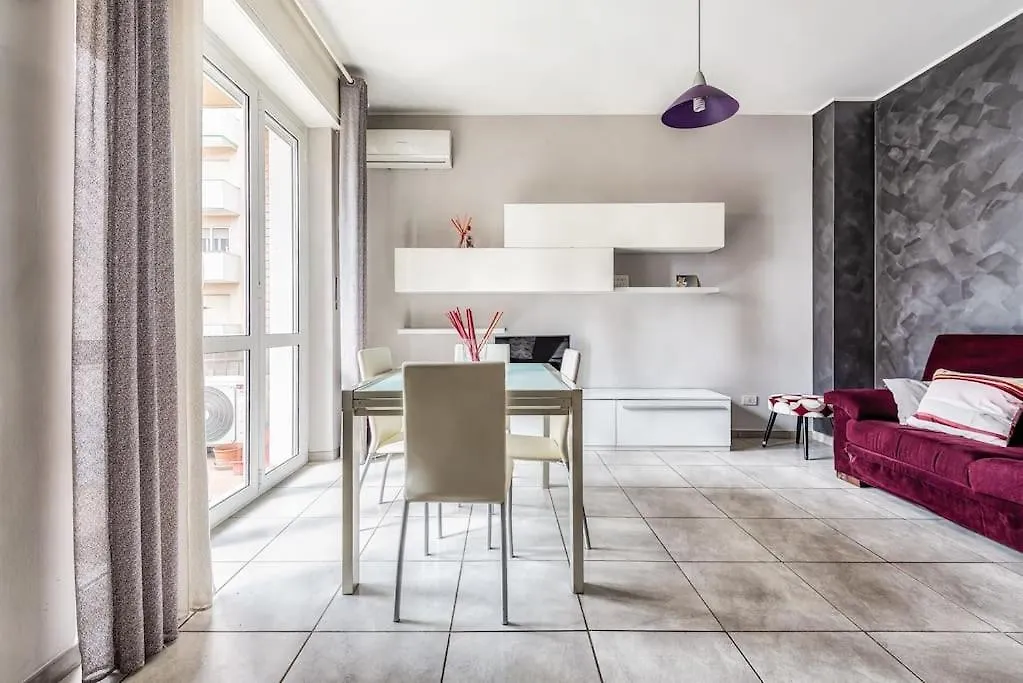 Green Oasis In Milan - Apartment Free Wifi - Policlinico San Donato - San Donato Milanese 0*,